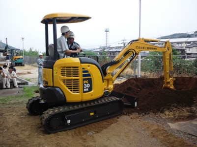 ĐƠN HÀNG LÁI MÁY CÔNG TRÌNH  - THI TUYỂN 31/10/2023